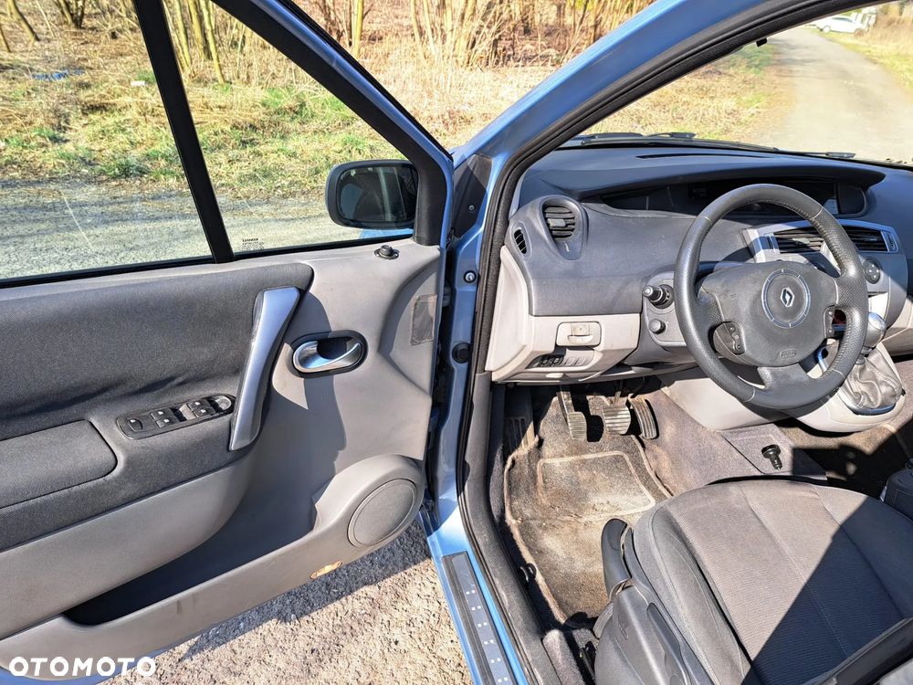 Renault Scenic - 21
