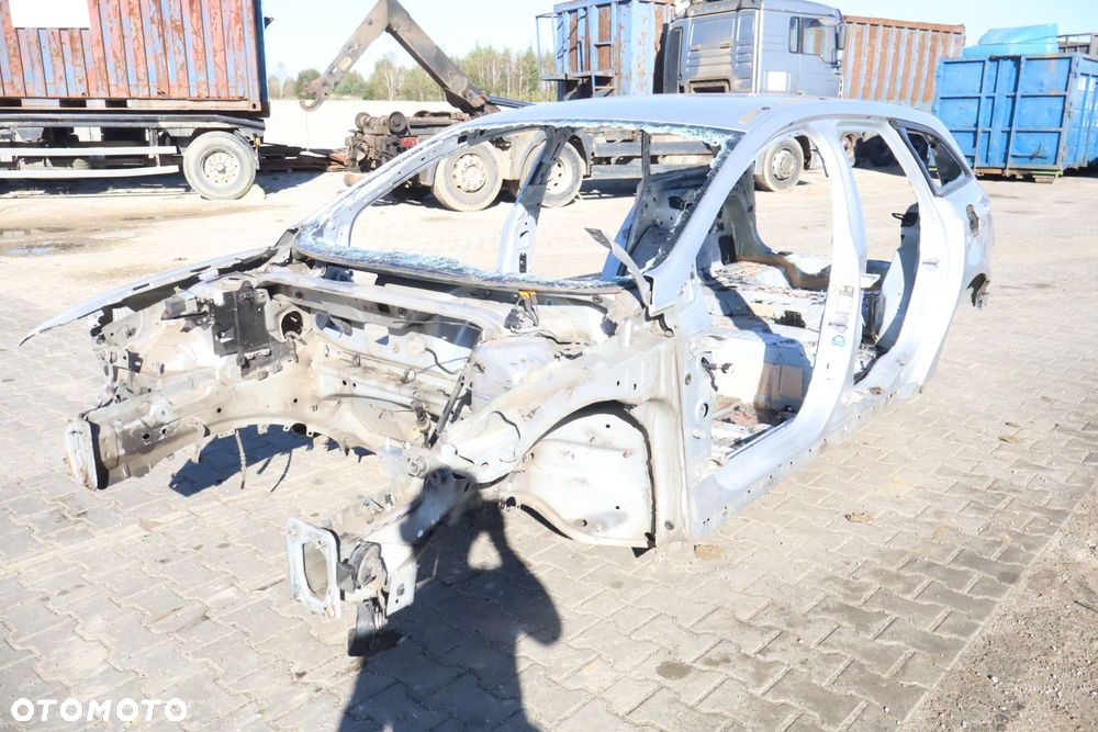 BŁOTNIK ĆWIARTKA PRAWY TYŁ FORD MONDEO V MK5 DD - 6
