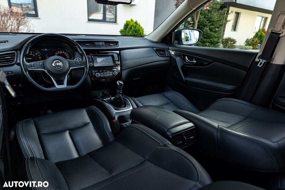 Nissan X-Trail 1.6L dCI Start/Stop Tekna - 16