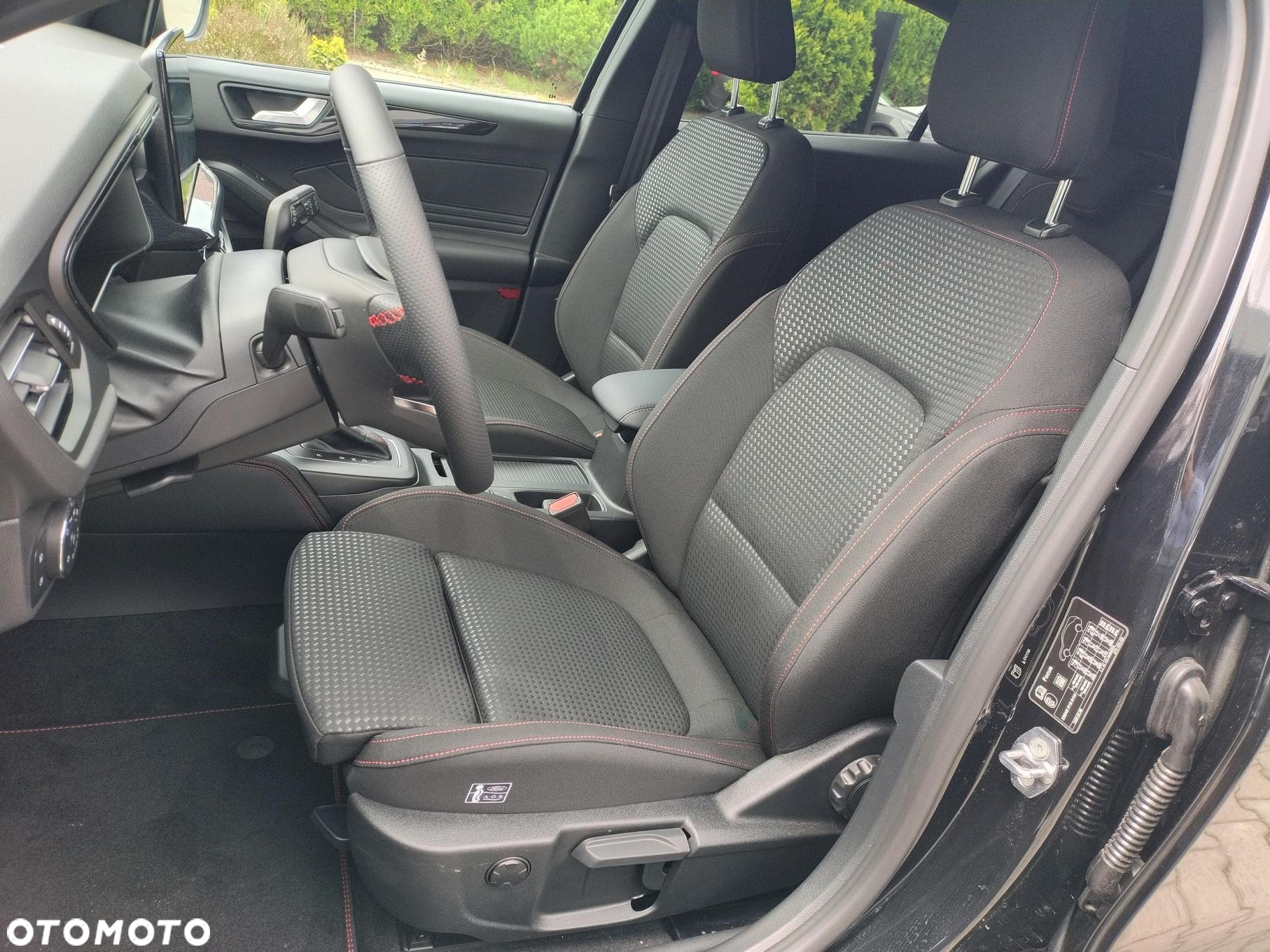 Ford Focus - 11