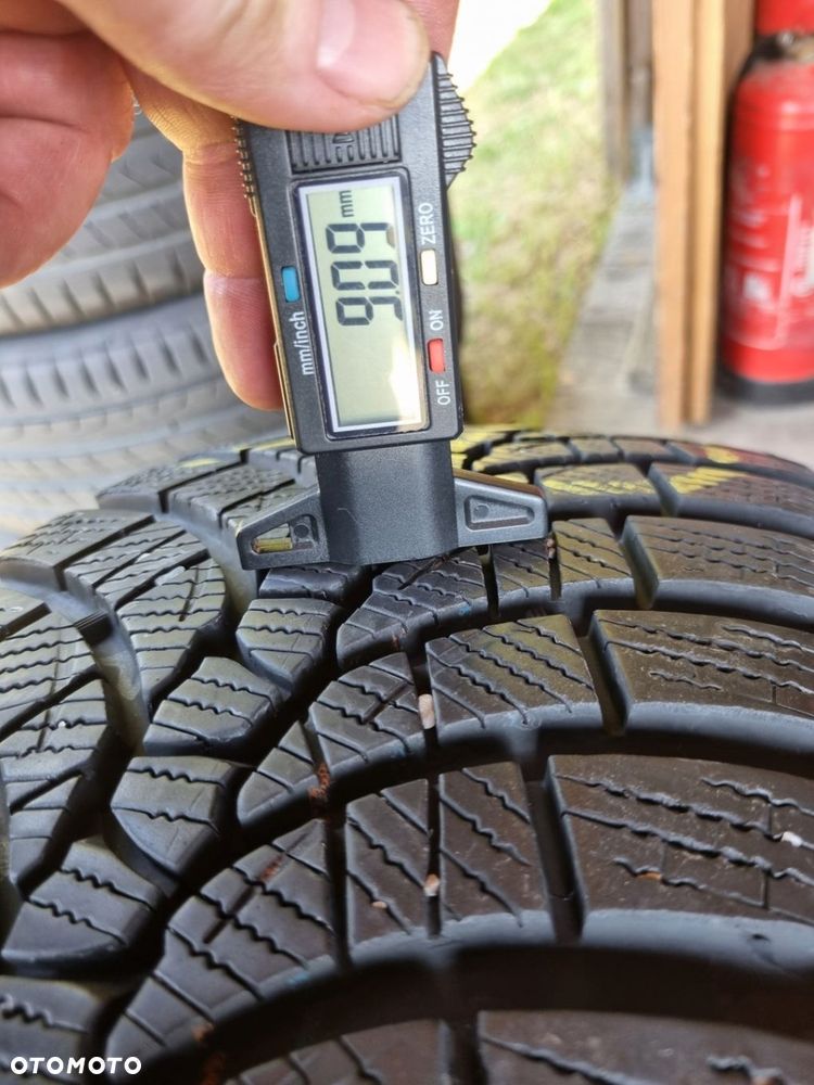 Opony Kumho WinterCraft WP51 225/45R18 95V 2017r,9mmx4 super stan - 6