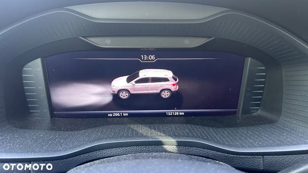 Skoda Karoq 2.0 TDI SCR 4x4 DSG Sportline - 27