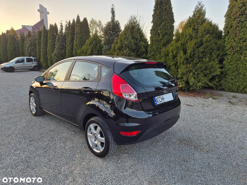 Ford Fiesta 1.25 Celebration - 40