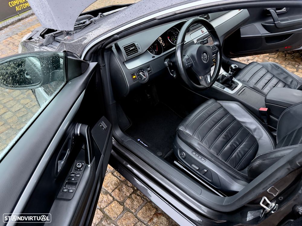 VW Passat CC 2.0 TDi Exclusive - 38