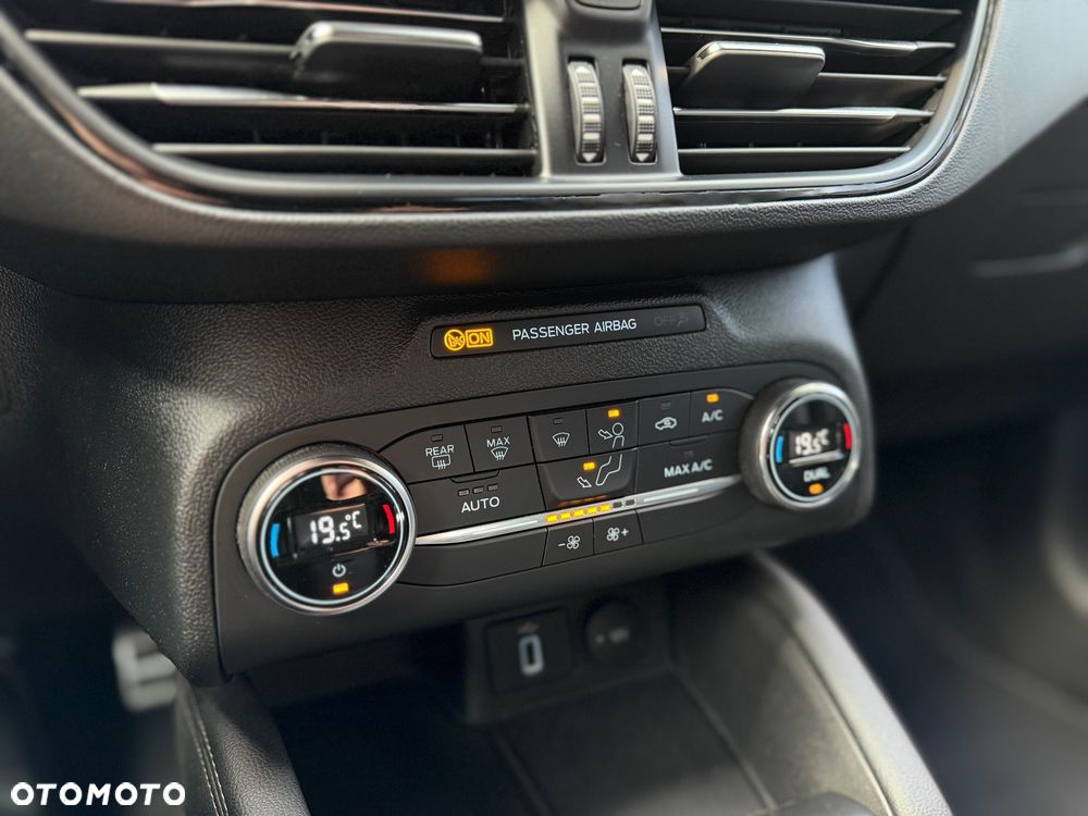 Ford Focus 2.3 EcoBoost S&S ST - 23