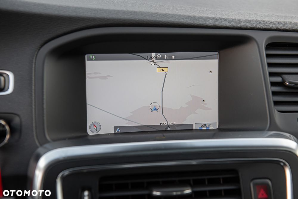 Volvo V60 D5 AWD Momentum - 27