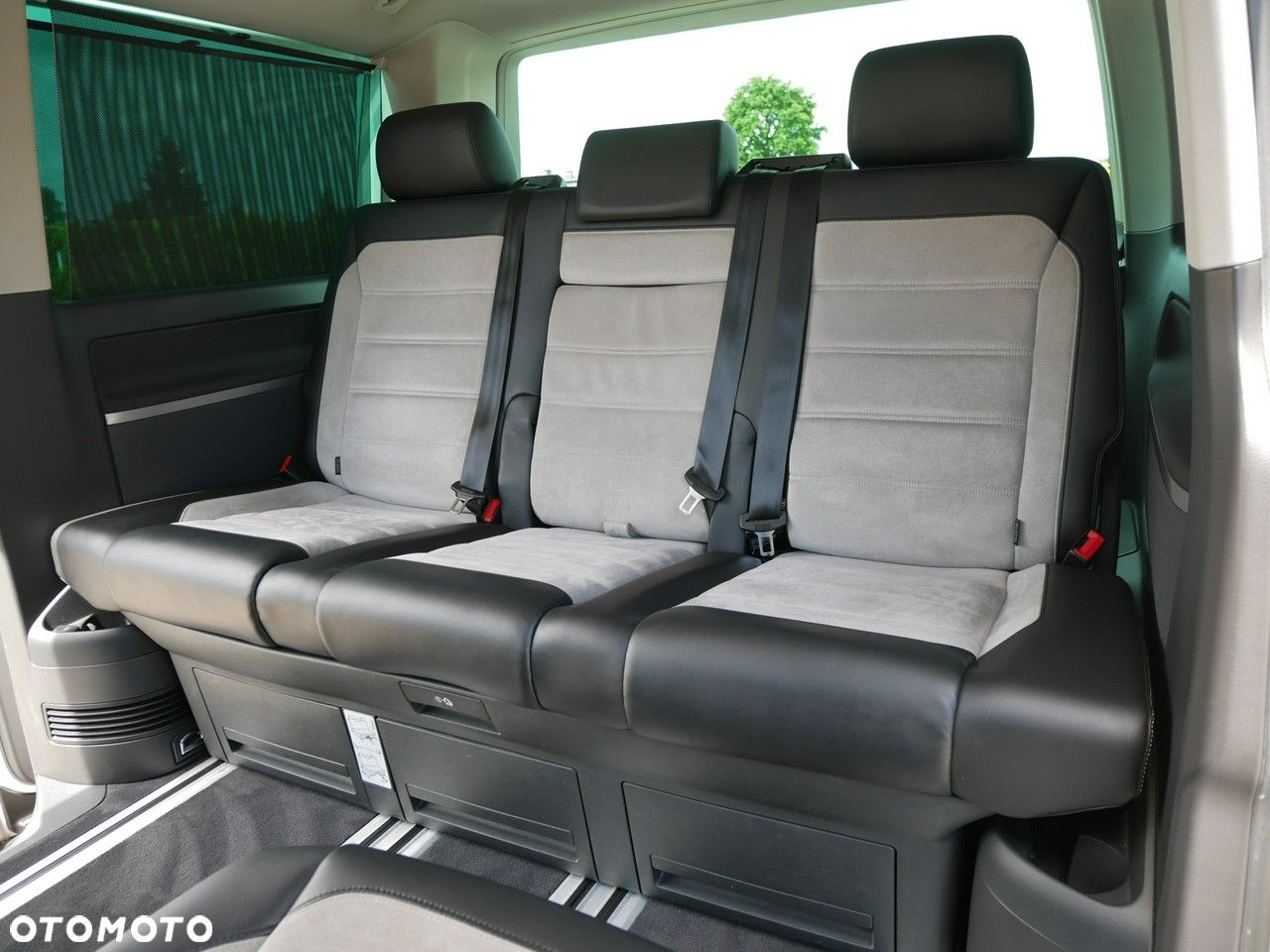 Volkswagen Multivan 2.0 BiTDI L1 Highline - 32