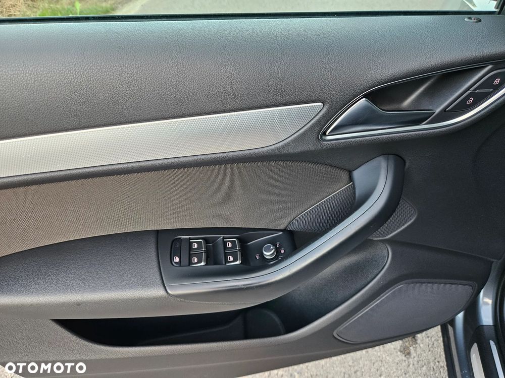 Audi Q3 1.4 TFSI Design - 22