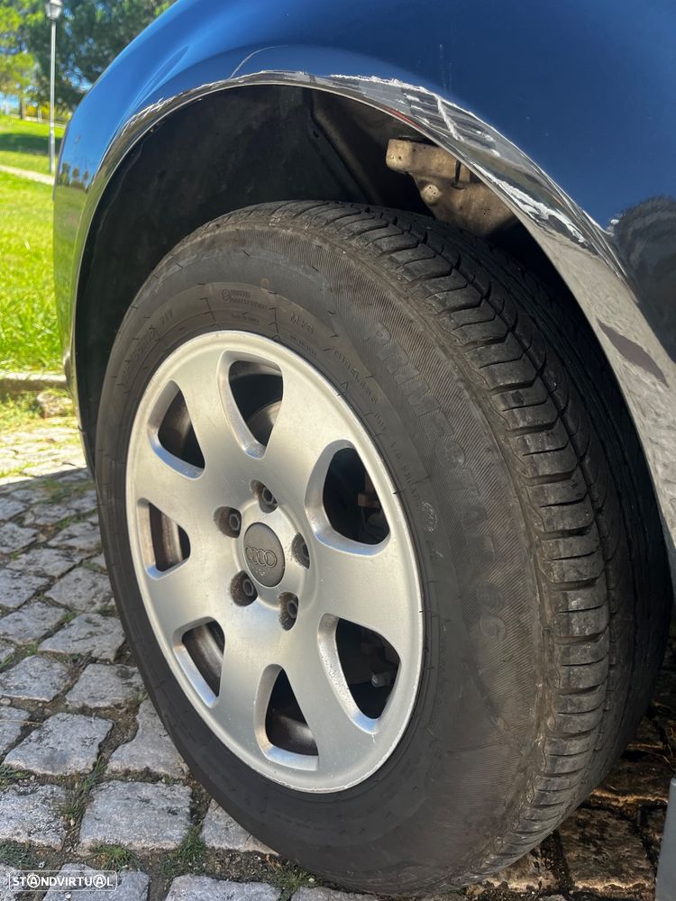 Audi A4 Avant 1.9 TDI m6 Exclusive - 8