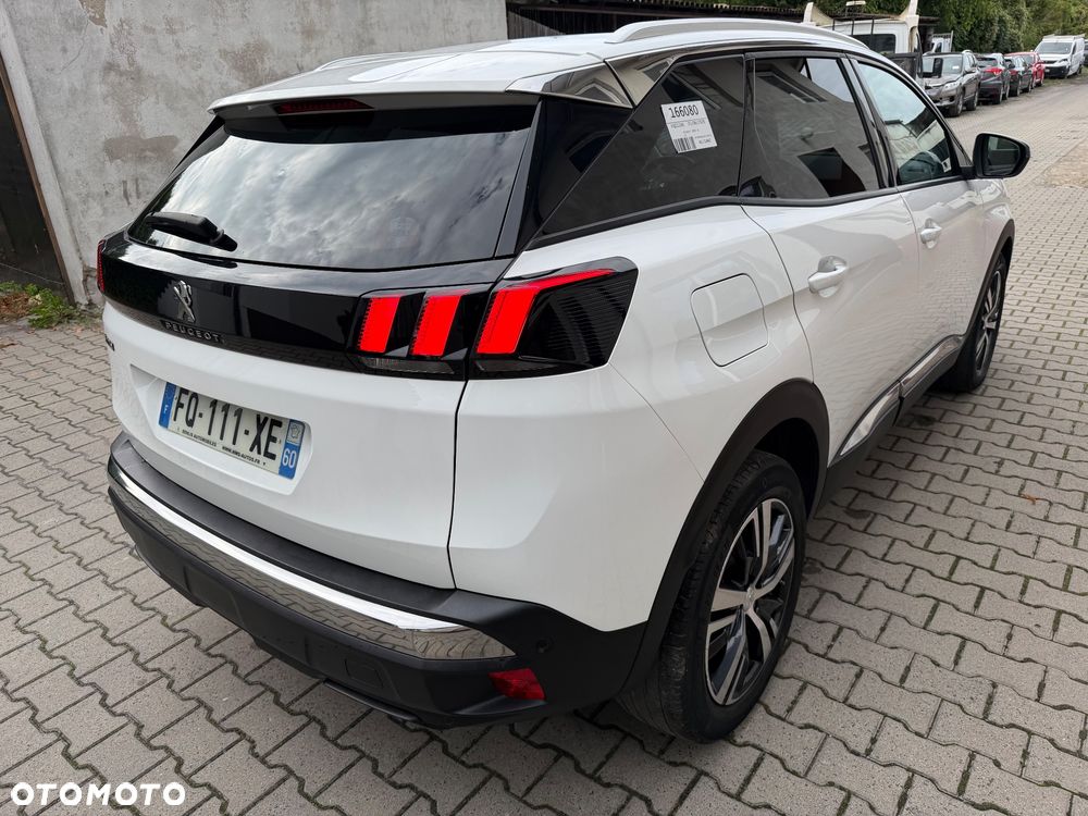 Peugeot 3008 PureTech 130 Stop & Start GPF EAT8 Allure - 3