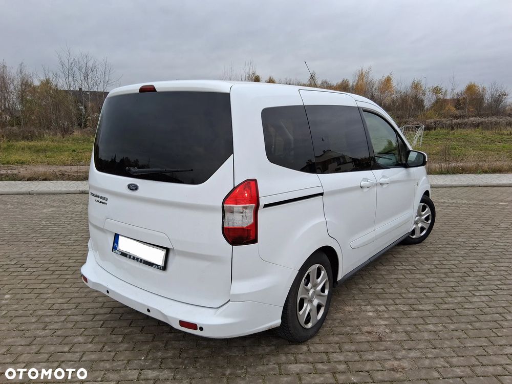 Ford Tourneo Courier 1.5 TDCi Trend - 5