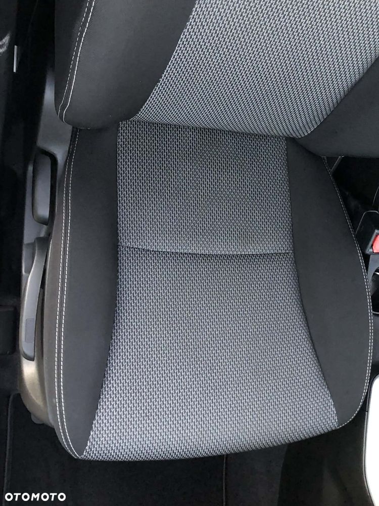 Suzuki SX4 1.6 Premium - 23