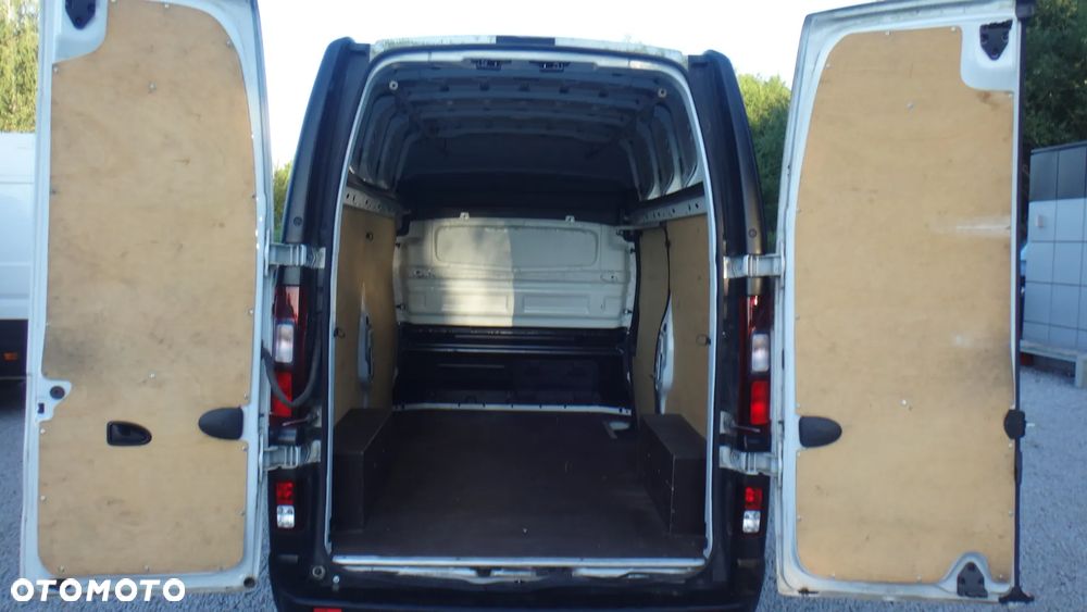 Renault Trafic - 9
