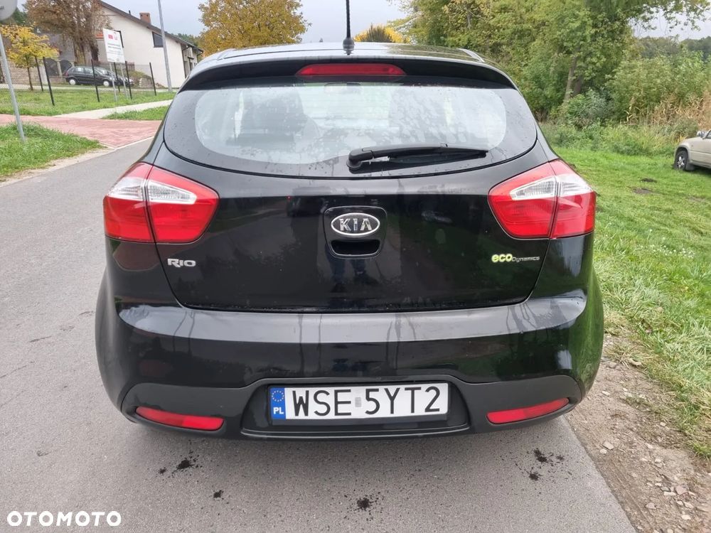 Kia Rio 1.1 crdi M - 14