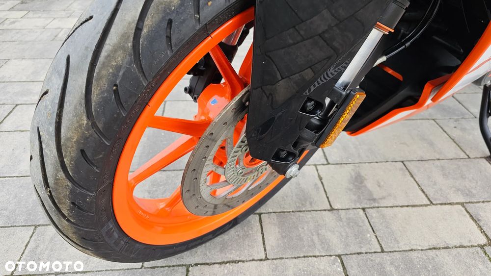 KTM RC 125 - 20