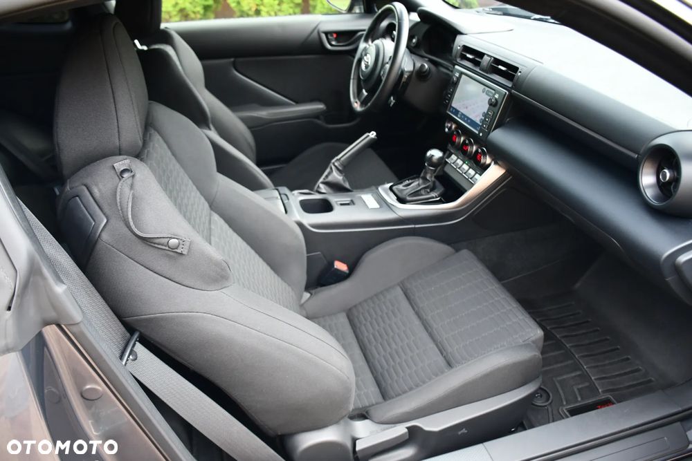 Toyota GR86 2.4 Dynamic - 25