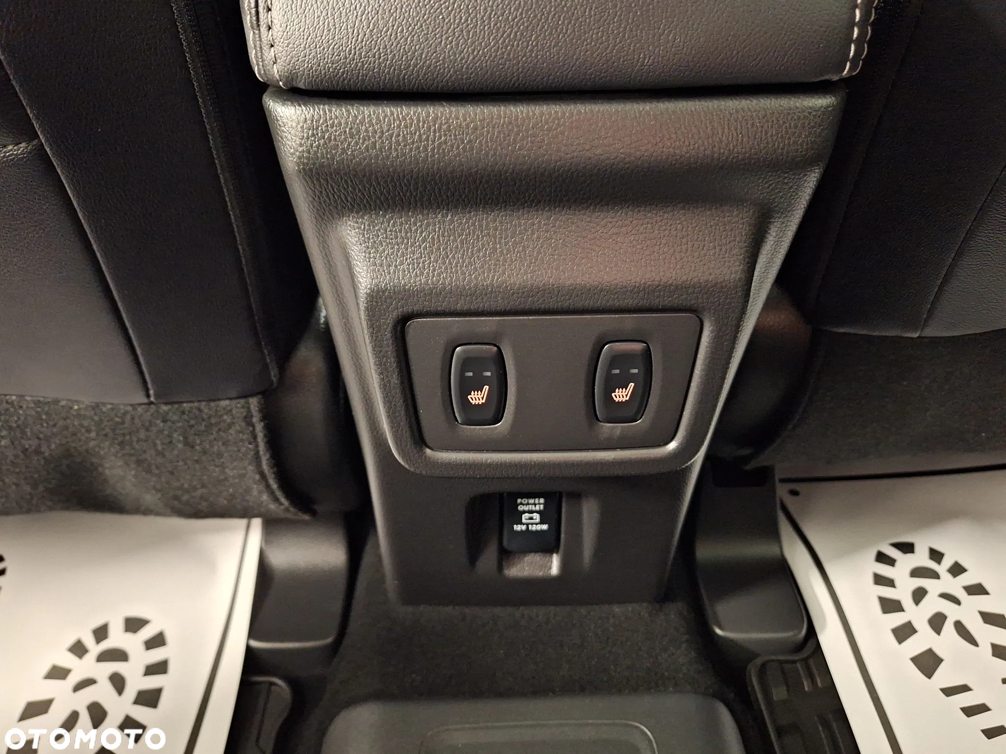Mitsubishi Eclipse Cross Plug-In Hybrid 4WD Top - 23