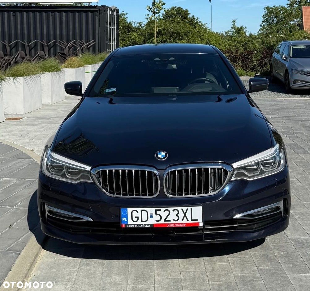 BMW Seria 5 540i xDrive Luxury Line - 1
