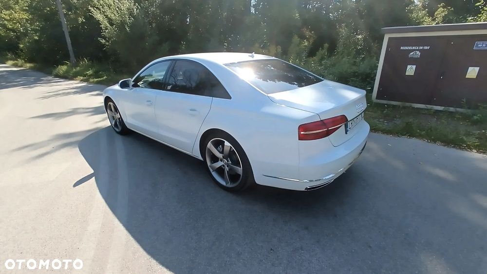Audi A8 4.2 TDI DPF (clean diesel) quattro tiptronic - 4