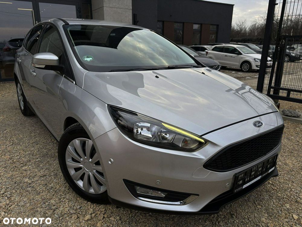 Ford Focus 1.5 EcoBoost STart-Stopp-System Titanium - 2