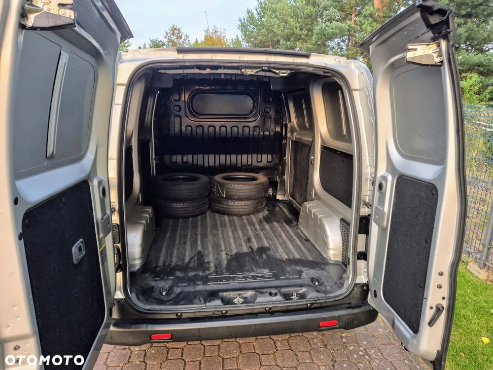 Nissan NV200 - 9