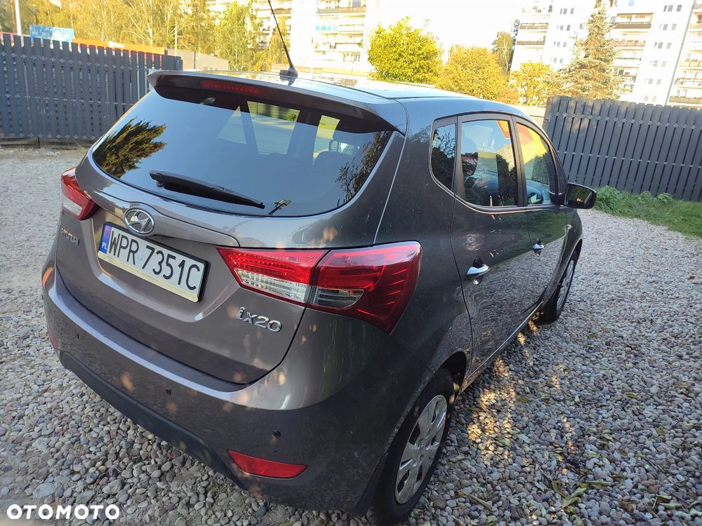 Hyundai Ix20 2014 photo 4