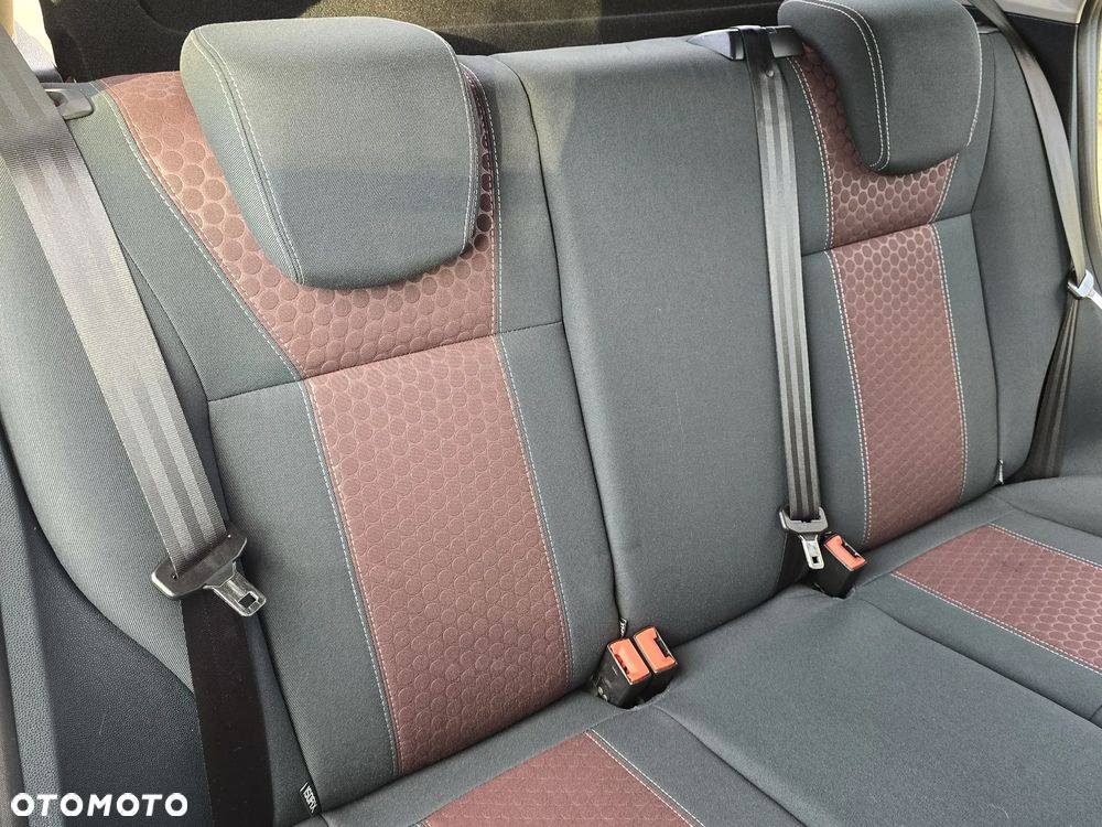 Ford Fiesta 1.4 Titanium - 25