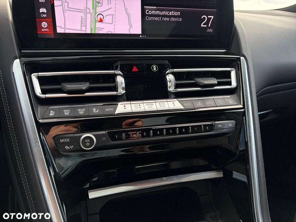 BMW Seria 8 M850i xDrive - 25