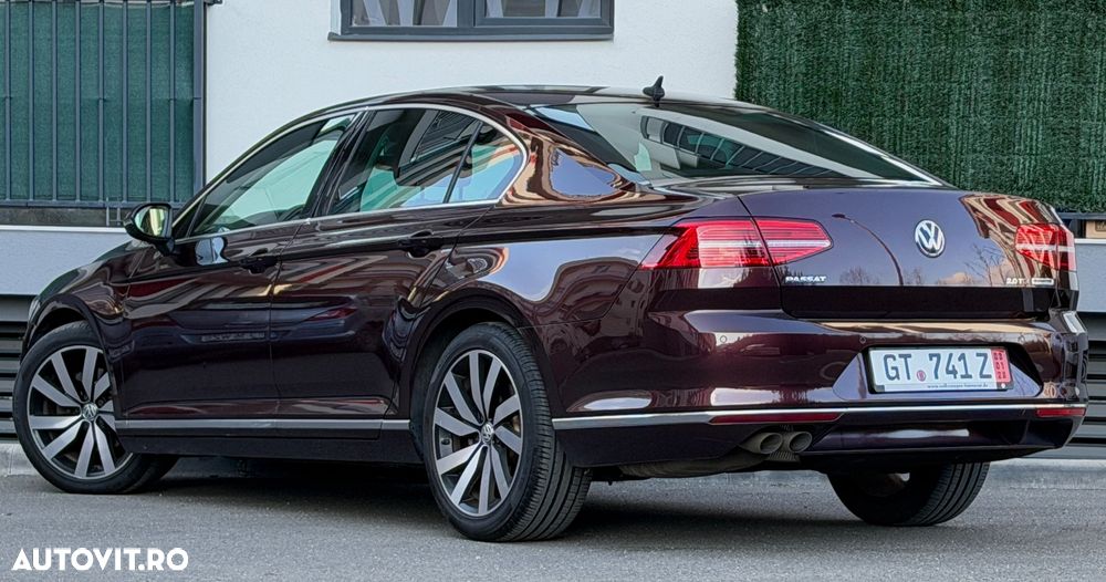 Volkswagen Passat Variant 2.0 TDI SCR DSG Elegance - 10