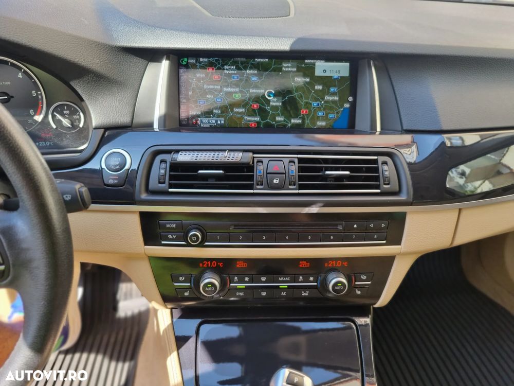 BMW Seria 5 520d xDrive Touring Aut. - 18