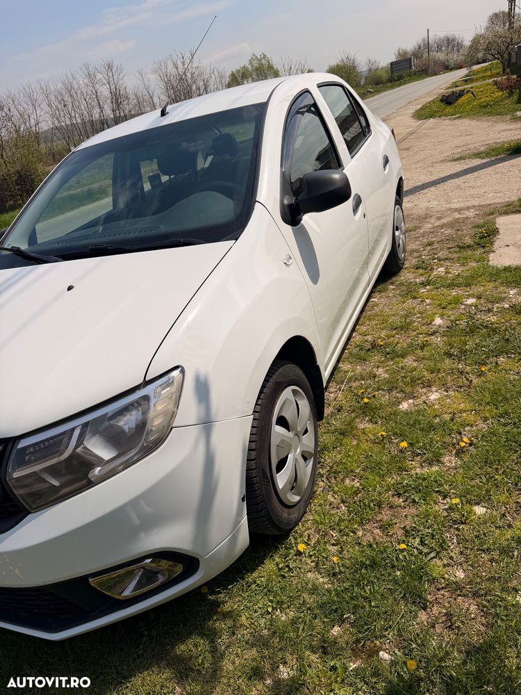 Dacia Logan TCe 90 Essential - 4