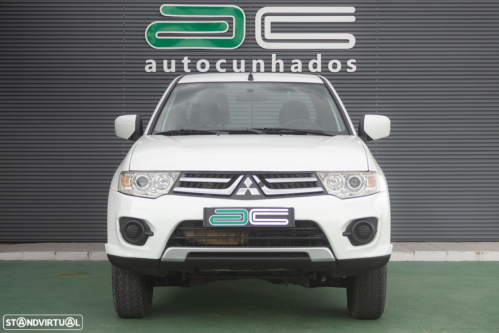 Mitsubishi L200 2.5 DI-D CS Inform AC 4WD - 2
