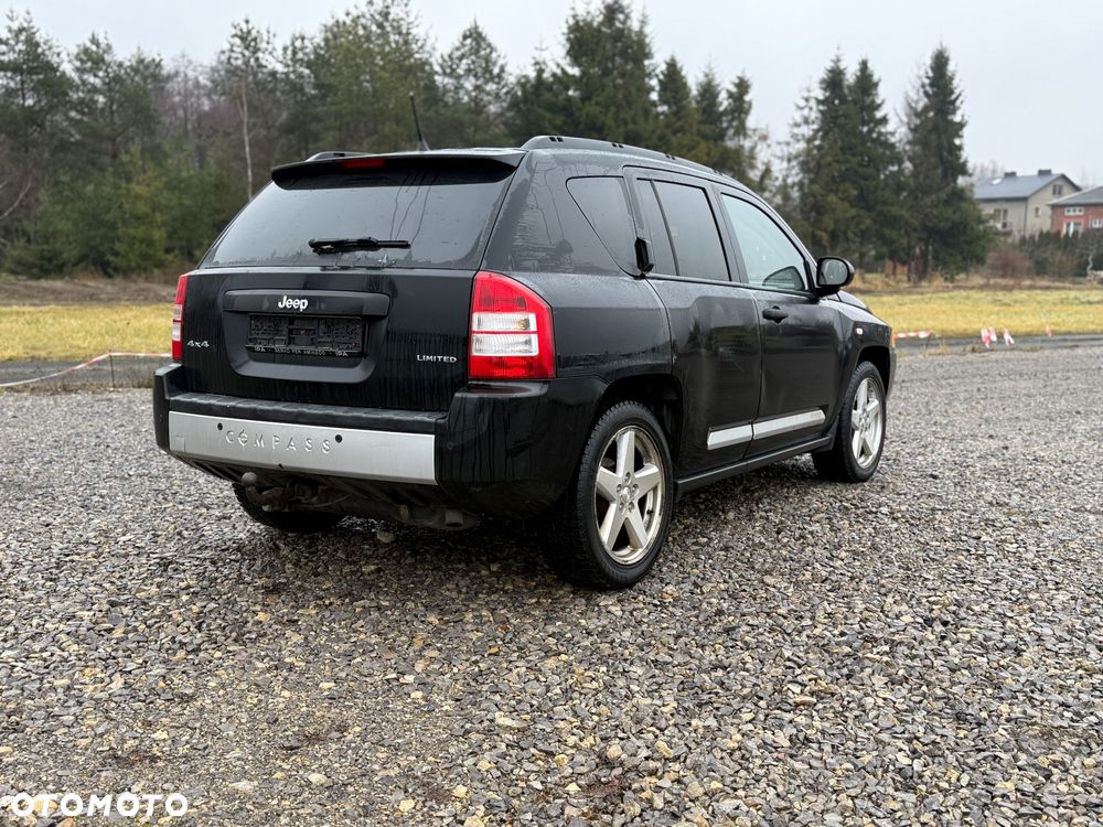 Jeep Compass 2.4I 4x4 Sport - 4