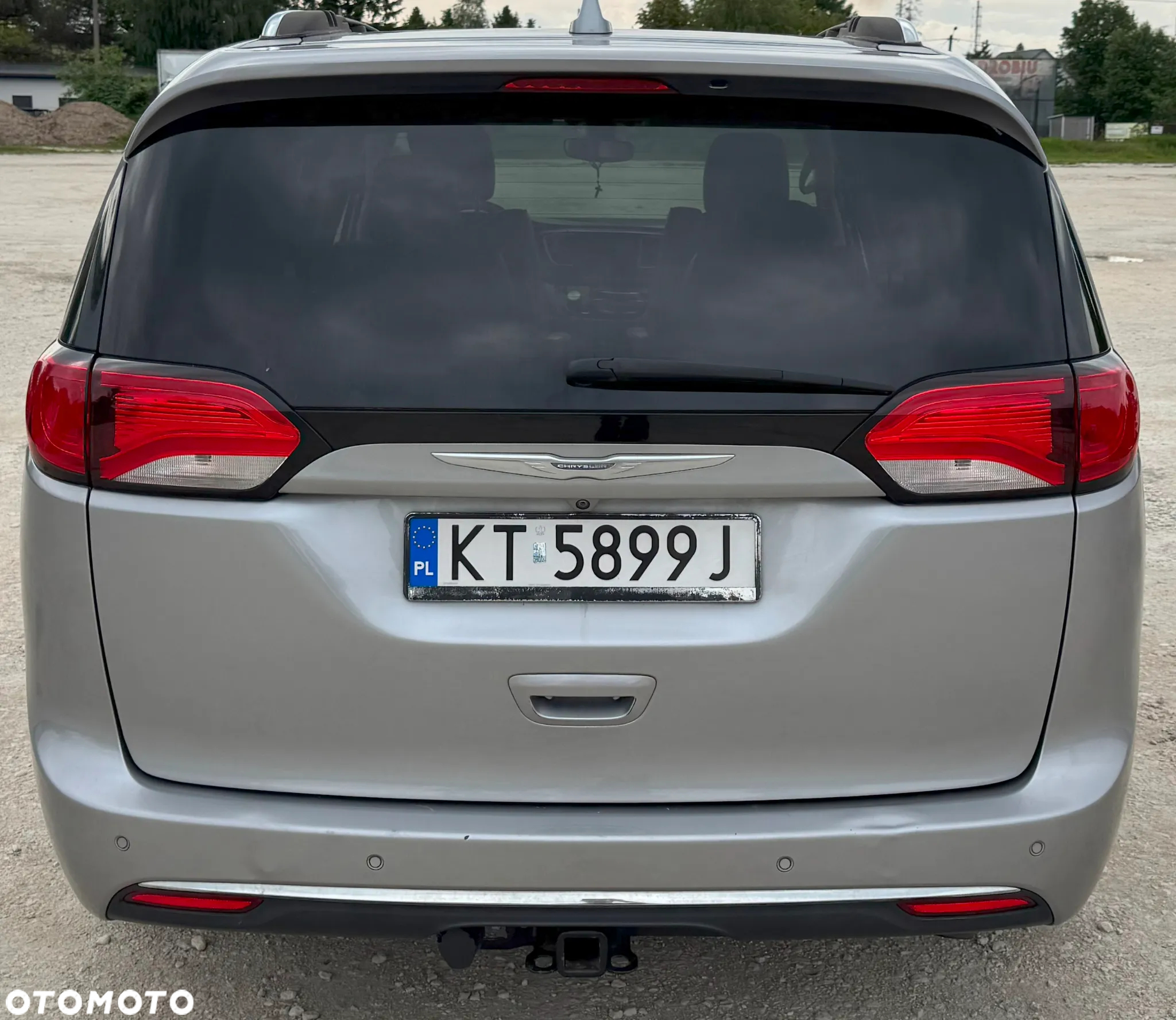 Chrysler Pacifica - 7