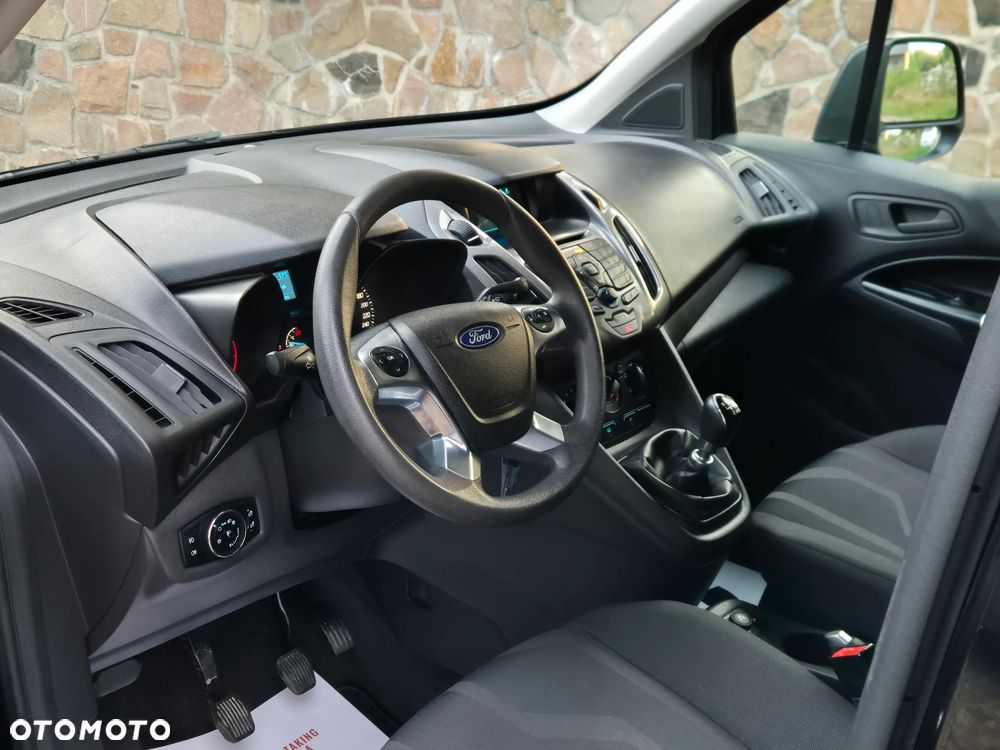 Ford Tourneo Connect Grand - 22
