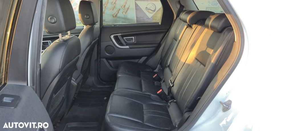 Land Rover Discovery Sport 2.0 l TD4 HSE Luxury Aut. - 17