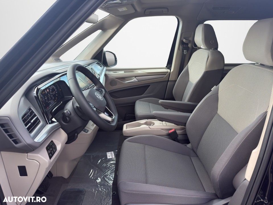 Volkswagen Multivan - 11
