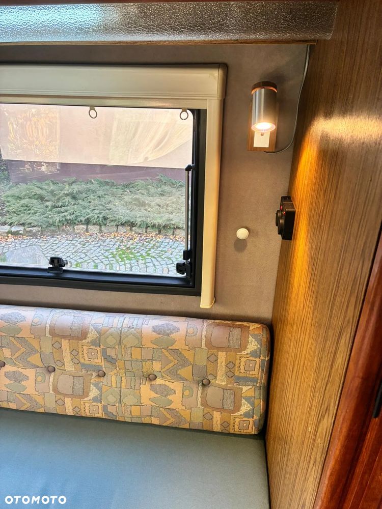 Volkswagen T4 KARMANN GIPSY - 15