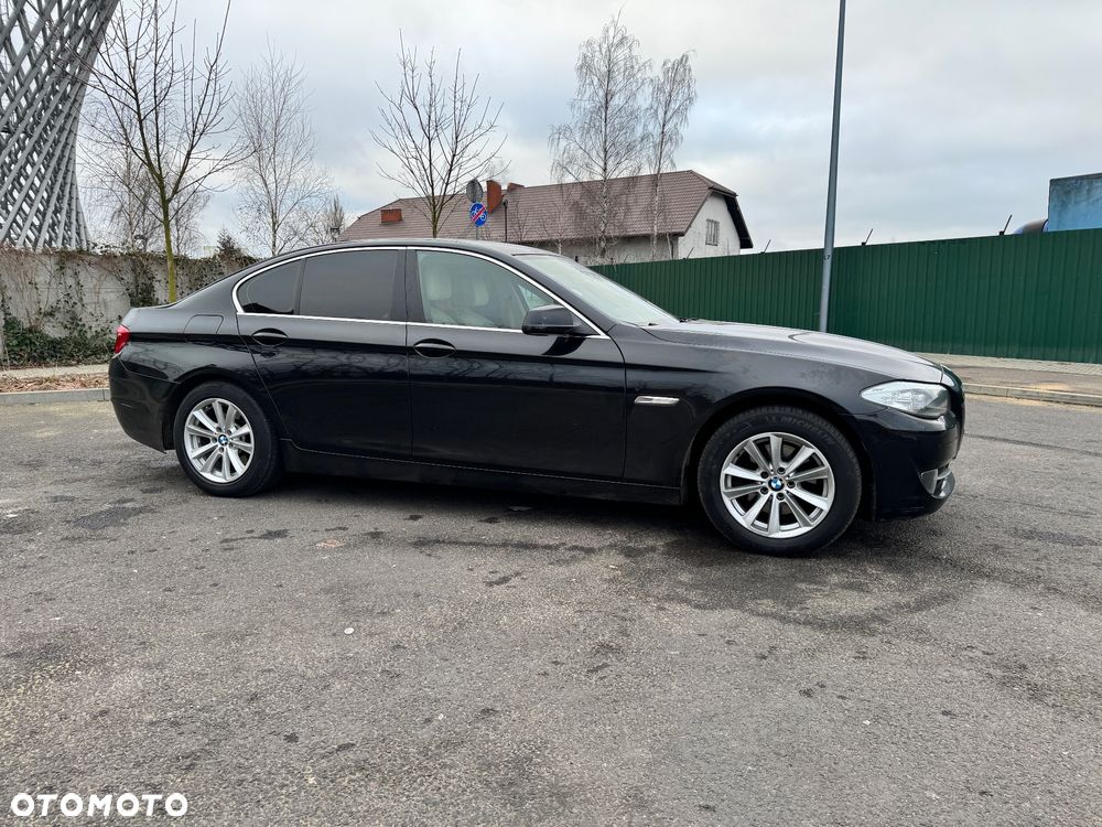 BMW Seria 5 520d - 5