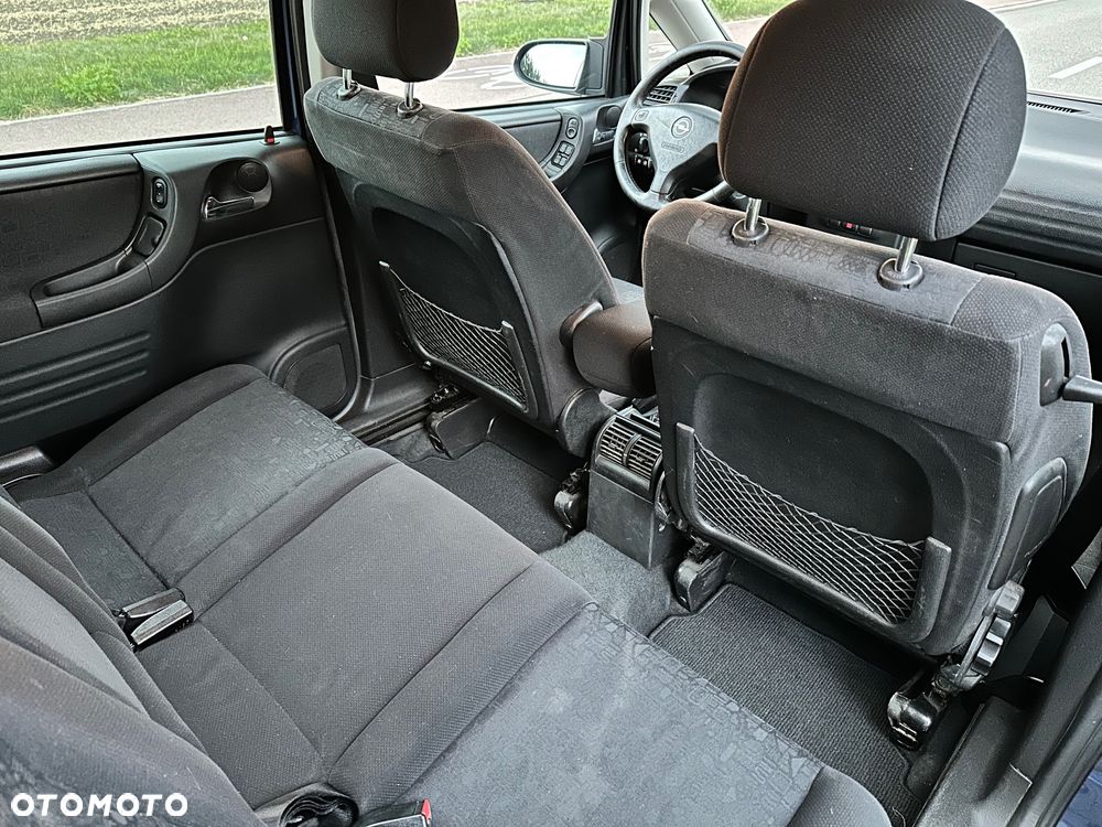Opel Zafira 1.8 16V Elegance - 27