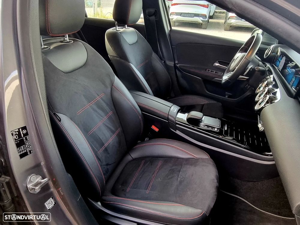 Mercedes-Benz A 250 Limousine e AMG Line - 15