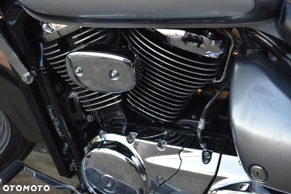 Suzuki VL 800 Volusia - Boulevard C50 - 25