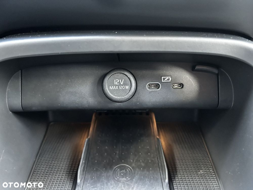 Volvo XC 40 - 30