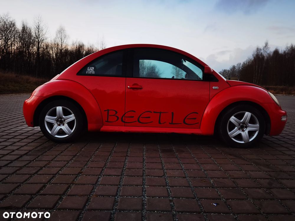 Volkswagen New Beetle - 7