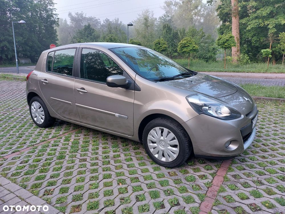 Renault Clio 1.2 16V Alize - 6