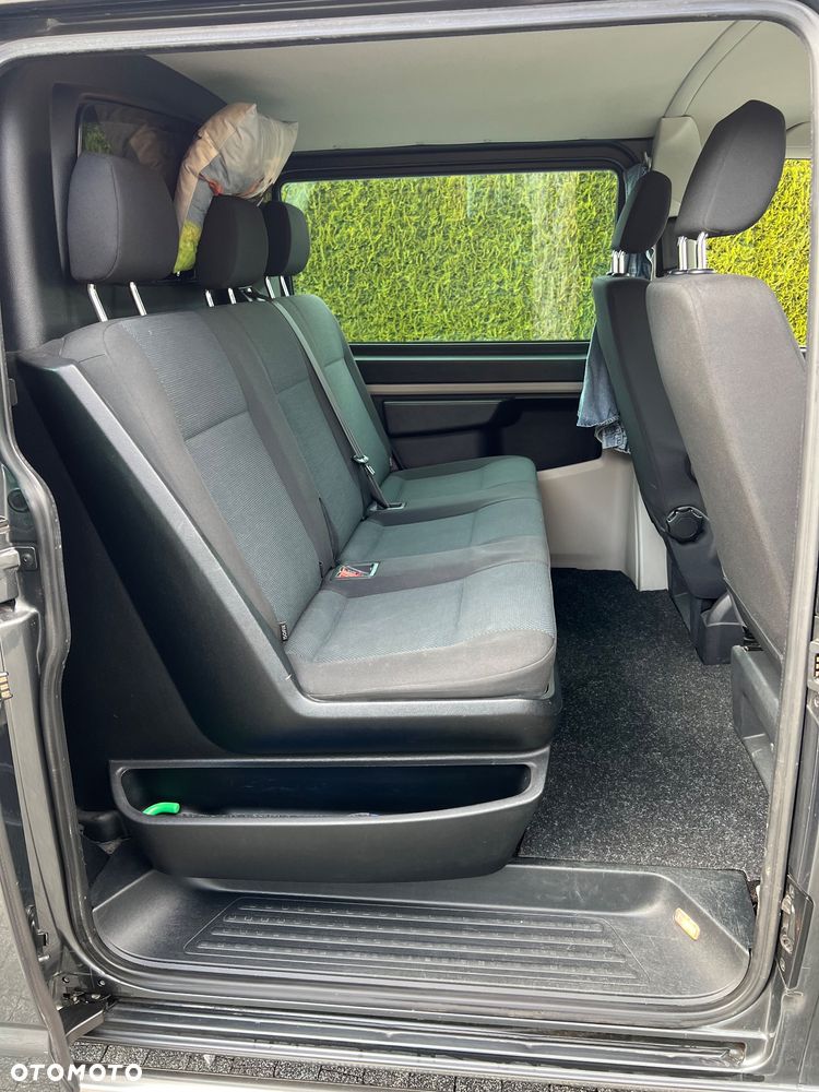 Volkswagen Transporter L2H1 DSG - 30