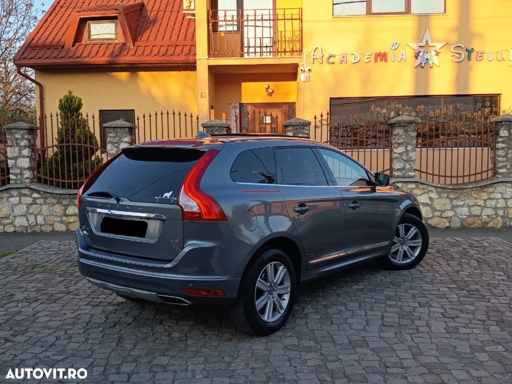 Volvo XC 60 - 4