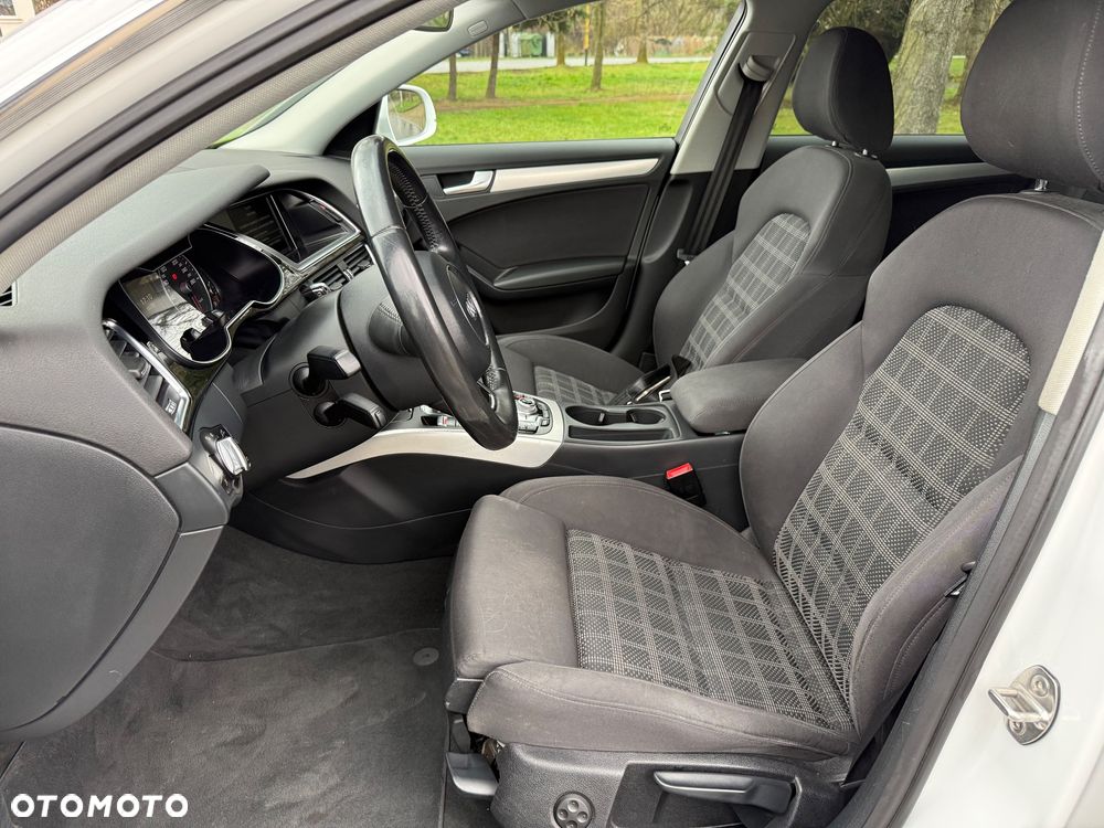 Audi A4 Avant 2.0 TDI DPF clean diesel quattro S tronic S line Sportpaket - 9