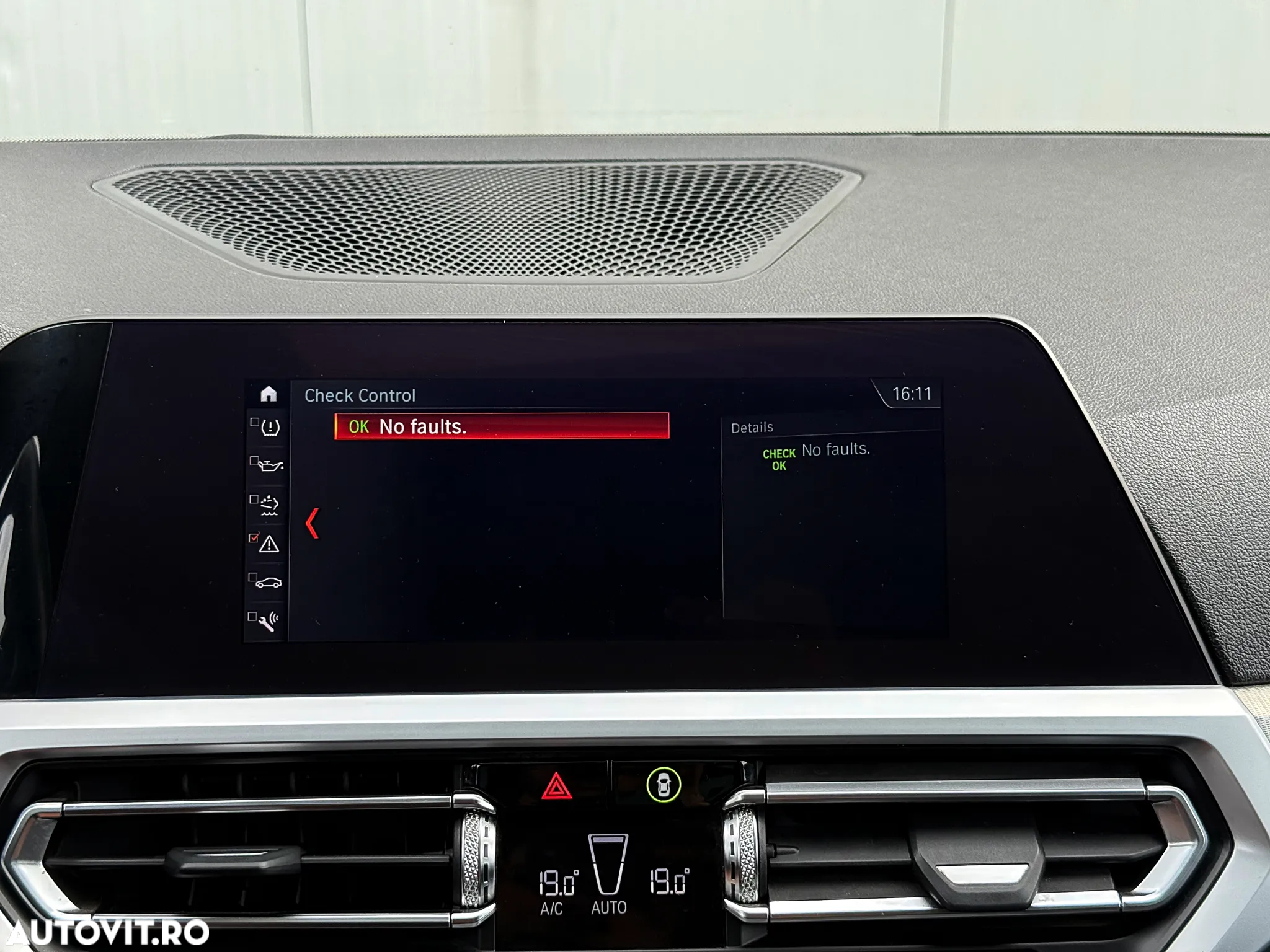 BMW Seria 3 318d Edition M Sport Shadow - 32