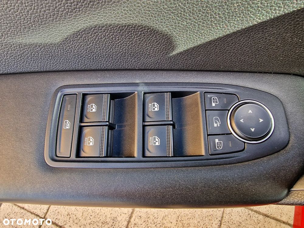 Renault Captur - 13